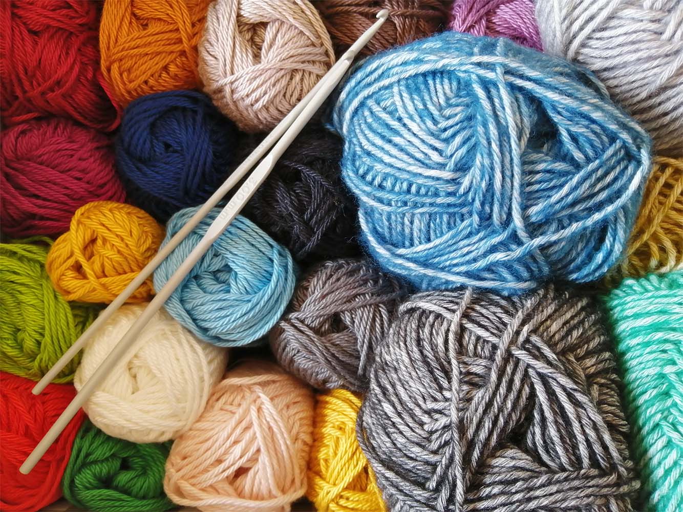 Knitting Equipment