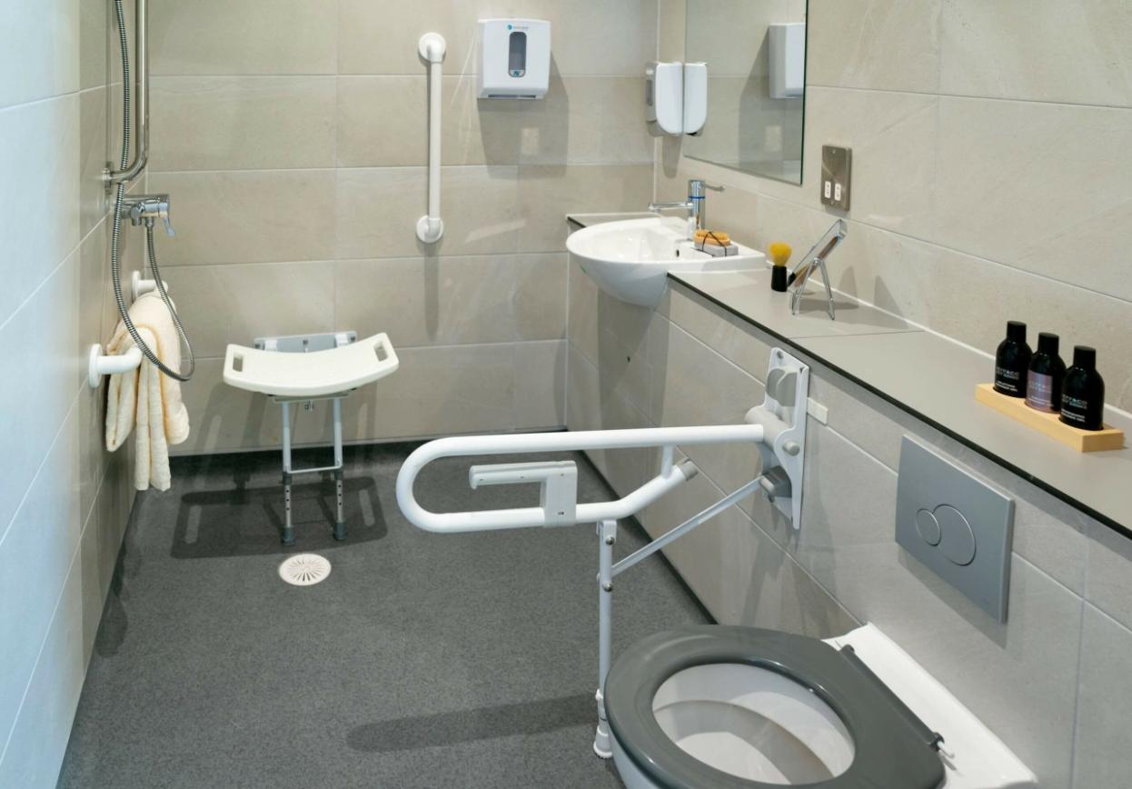 Bathroom with amenities